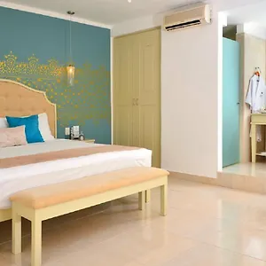 Unic Design & Restaurant- 5th Avenue (adults Only) מלון